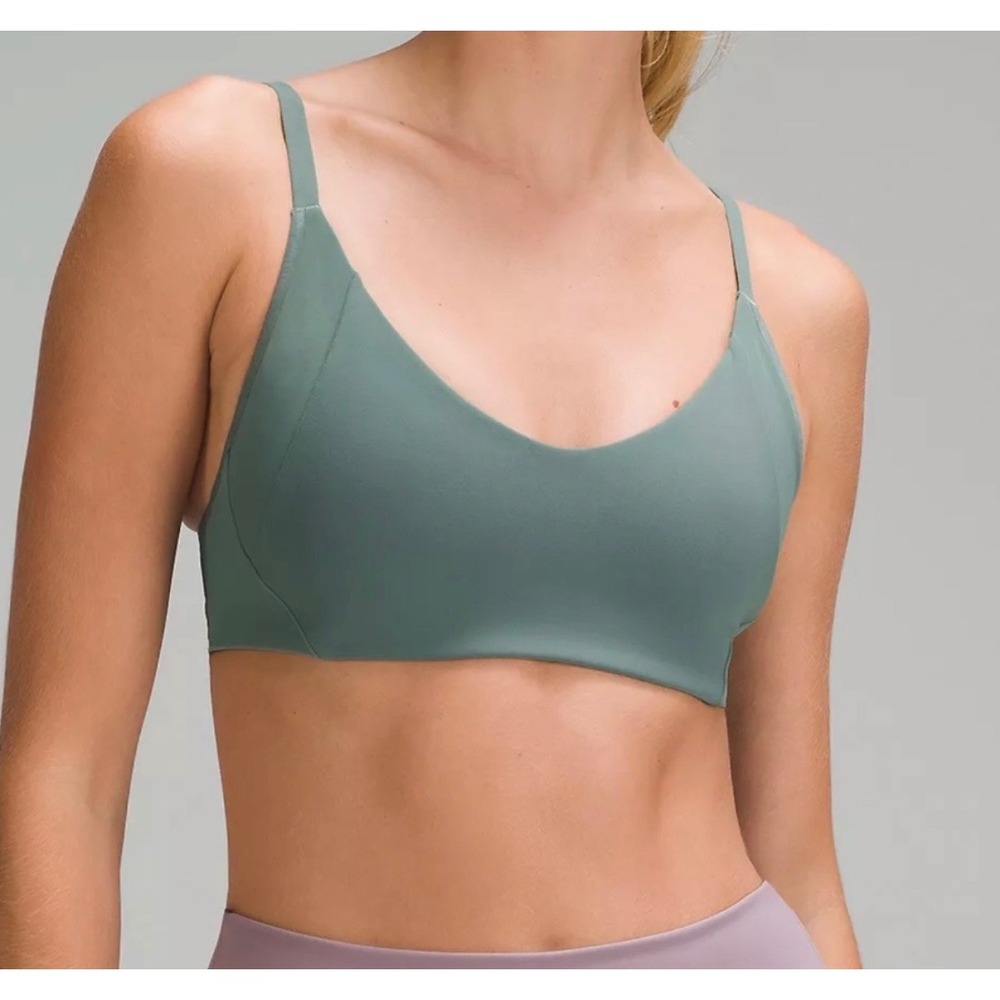 Lululemon Everlux‎ with Mesh Back Training Sports Bra Sage Green Size 16